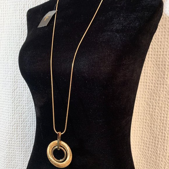 Ballet Wrapped Gold Circular Statement Necklace - Picture 4 of 6